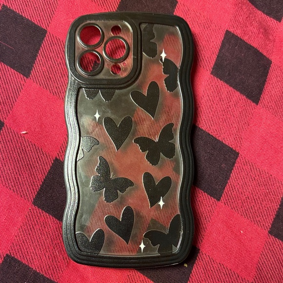 SHEIN Black Heart and Butterfly Phone Case - Picture 1 of 1